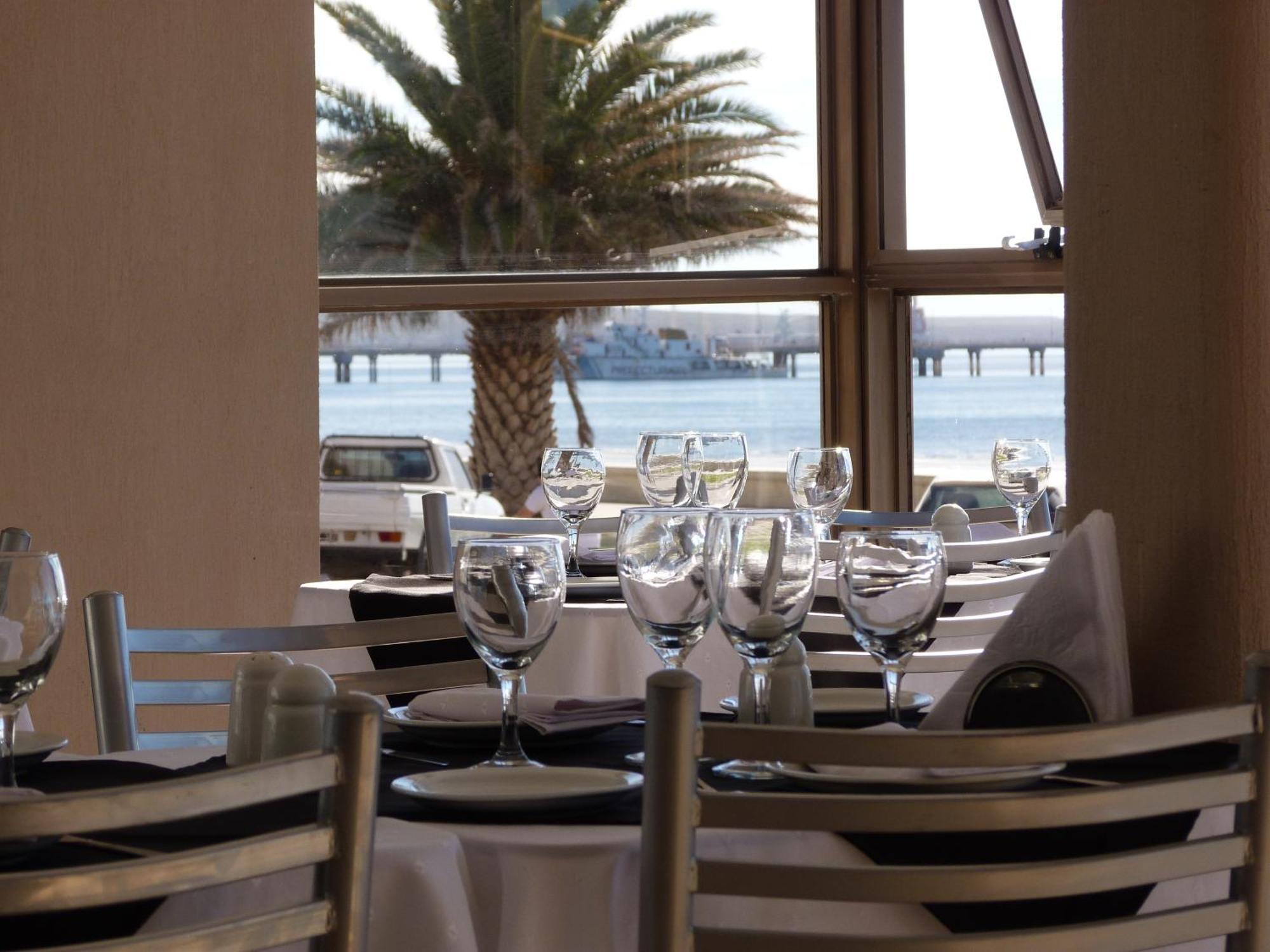 Costanera Hotel Puerto Madryn Exterior photo